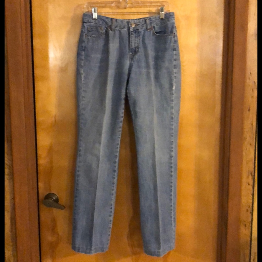 St John’s Bay Sz 6P Bootcut Jeans.